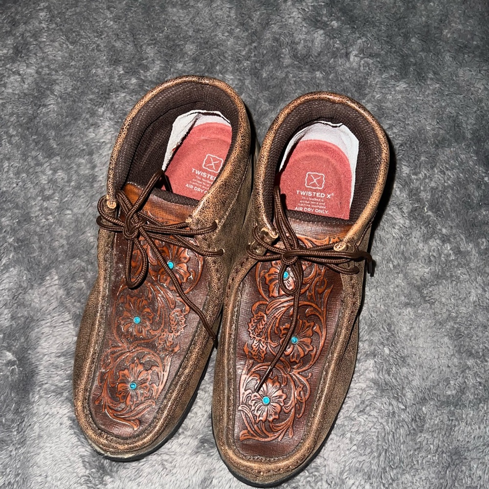 Women’s Twisted X Moccasins Size 8.5
